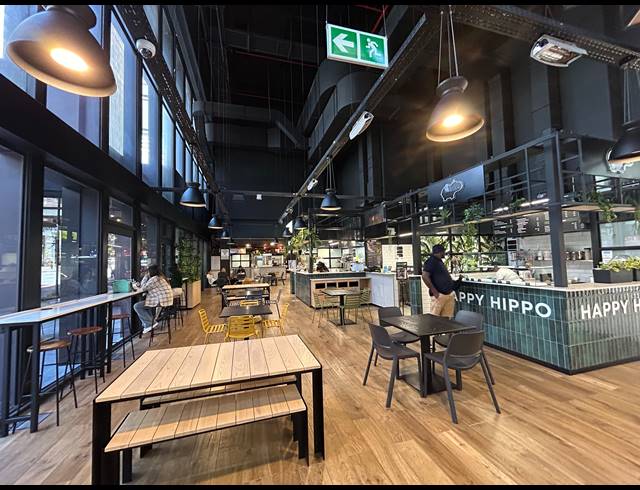 956M² BUILDING TO LET IN CAPE TOWN CITY CENTRE